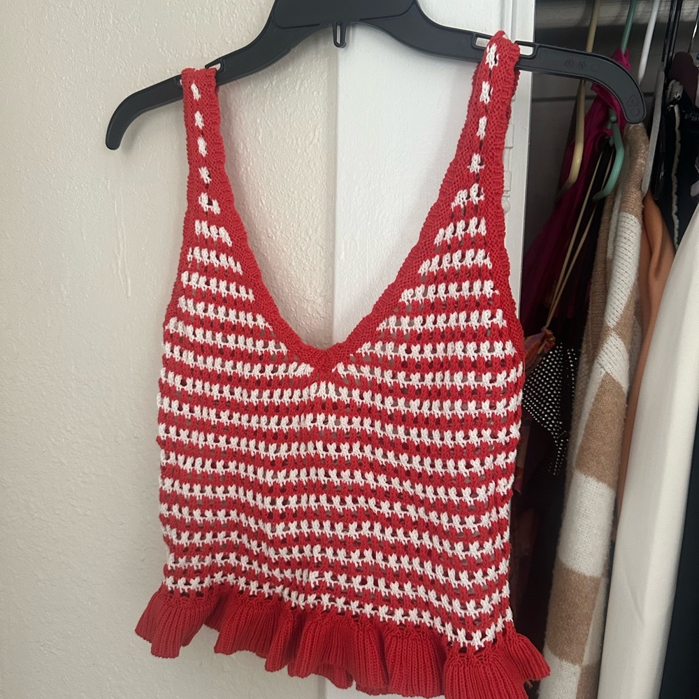Tilly's Red and White Knit Tank Top
